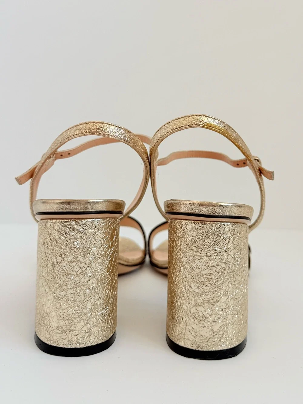 Gucci GG Marmont Platino Gold Metallic Leather Block Heel Sandals 38.5